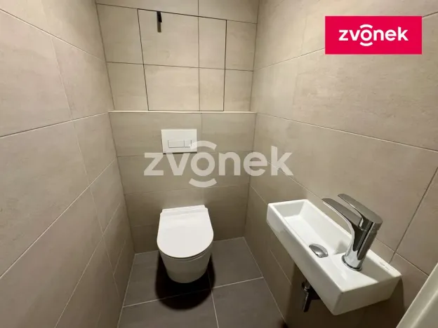 Pronájem bytu 2+kk, Zlín, Nad Stráněmi, 59 m2