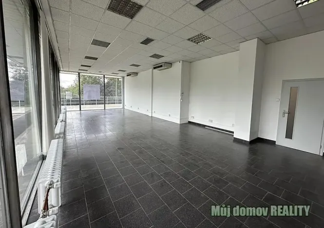 Pronájem obchodního prostoru, Praha - Strašnice, V olšinách, 115 m2