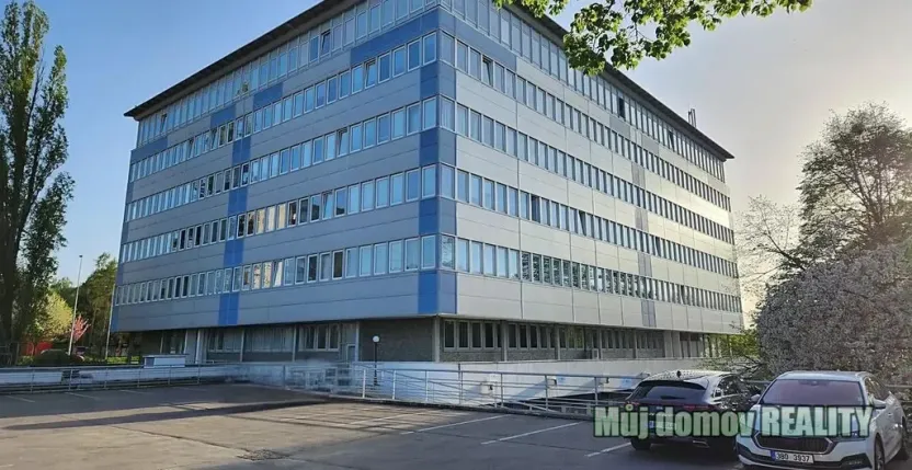 Pronájem obchodního prostoru, Praha - Strašnice, V olšinách, 115 m2