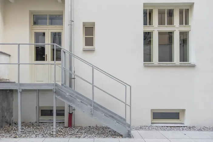 Pronájem kanceláře, Praha - Nové Město, Podskalská, 39 m2