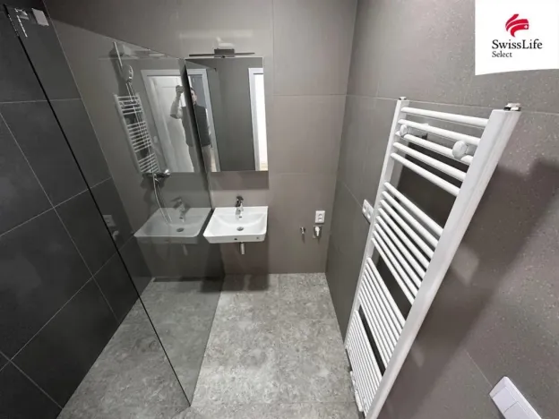 Pronájem bytu 2+kk, Praha - Žižkov, Jeseniova, 55 m2