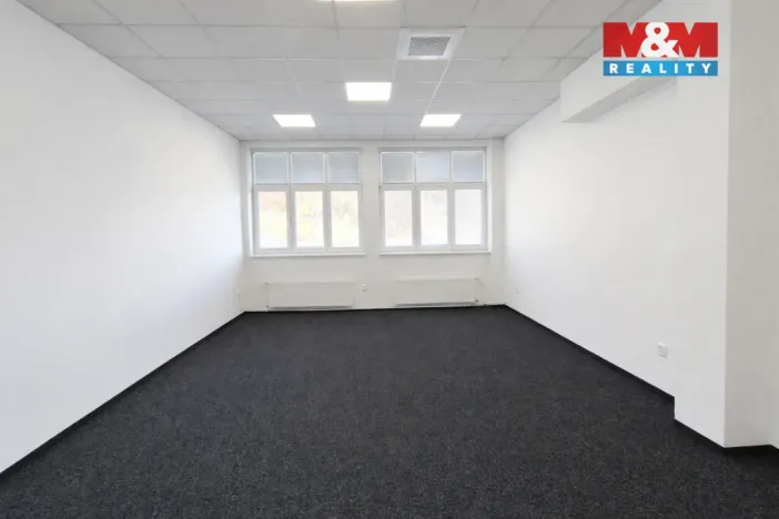 Pronájem kanceláře, Praha, Podbabská, 38 m2