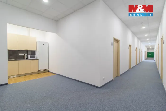 Pronájem kanceláře, Praha, Podbabská, 20 m2
