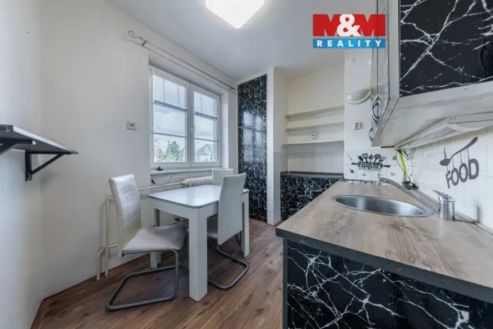 Pronájem bytu 2+1, Cheb, Cechovní, 47 m2