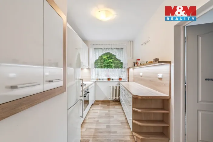 Pronájem bytu 4+1, Ústí nad Labem - Bukov, Vinařská, 77 m2