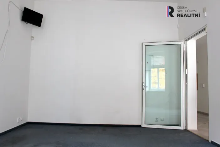 Pronájem obchodního prostoru, Karlovy Vary, Moskevská, 20 m2