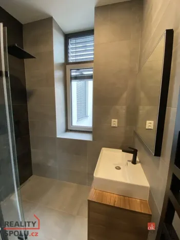 Pronájem bytu 2+kk, Ostrava - Moravská Ostrava, Křižíkova, 44 m2