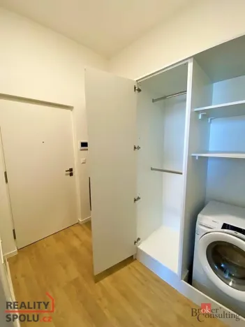 Pronájem bytu 2+kk, Ostrava - Moravská Ostrava, Křižíkova, 44 m2