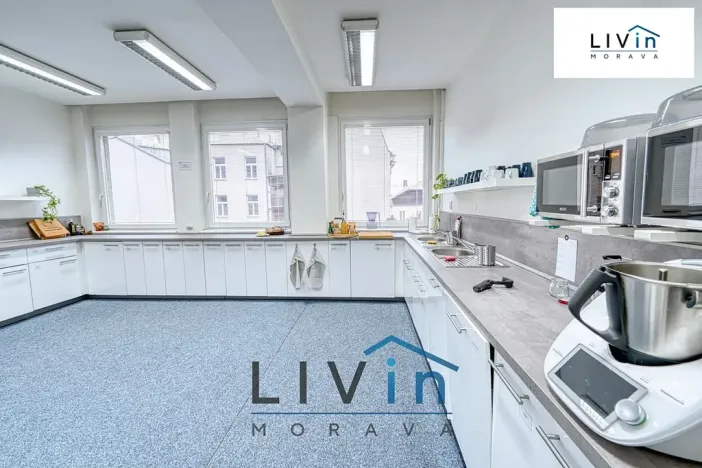 Pronájem obchodního prostoru, Olomouc, Karolíny Světlé, 128 m2