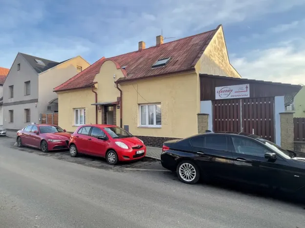 Pronájem rodinného domu, Praha, Mochovská, 101 m2