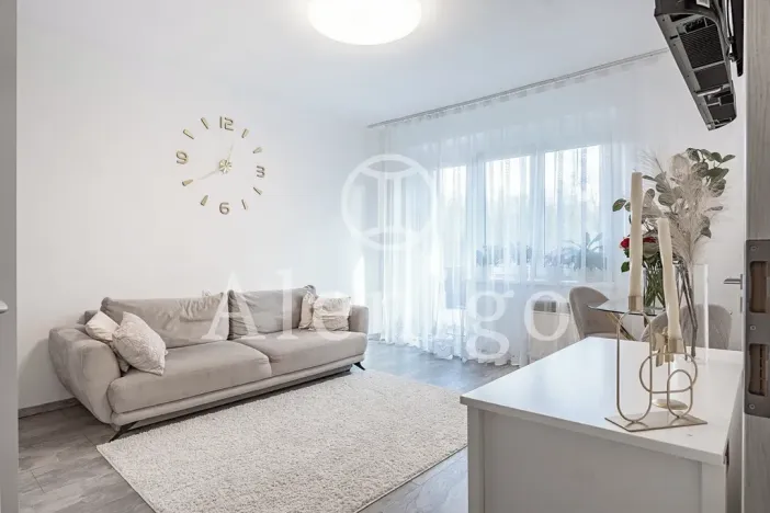 Prodej bytu 2+kk, Libiš, U Zahrádek, 58 m2