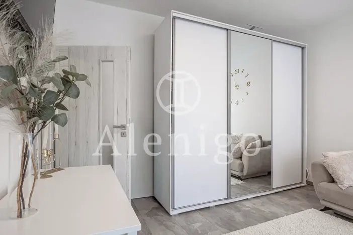 Prodej bytu 2+kk, Libiš, U Zahrádek, 58 m2