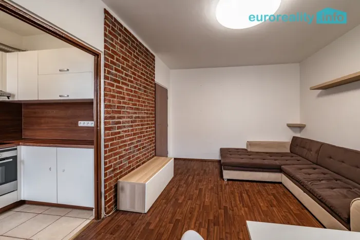 Prodej bytu 3+1, Horní Slavkov, Dlouhá, 65 m2