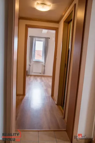 Prodej bytu 2+kk, Šestajovice, Komenského, 69 m2