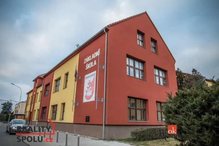 Prodej bytu 2+kk, Šestajovice, Komenského, 69 m2