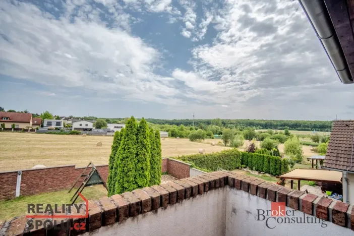 Prodej rodinného domu, Praha - Horní Počernice, Zárybnická, 307 m2