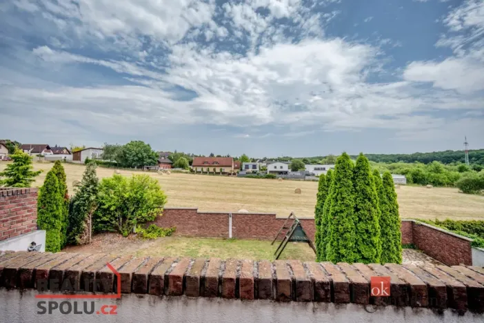 Prodej rodinného domu, Praha - Horní Počernice, Zárybnická, 307 m2