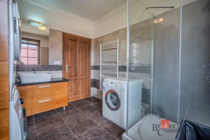 Prodej rodinného domu, Praha - Horní Počernice, Zárybnická, 307 m2