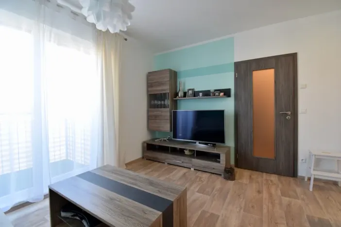 Pronájem bytu 2+kk, Brno - Dolní Heršpice, Vomáčkova, 44 m2