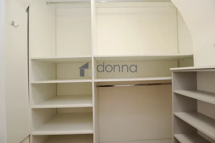 Pronájem bytu 2+1, Praha, Úvoz, 75 m2