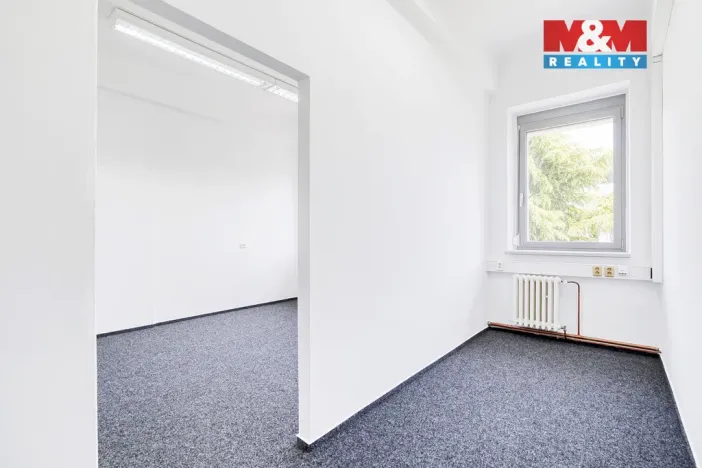 Pronájem kanceláře, Plzeň - Lobzy, Republikánská, 21 m2