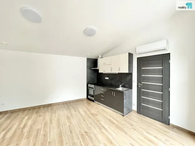 Prodej rodinného domu, Praha - Michle, Michelská, 34 m2