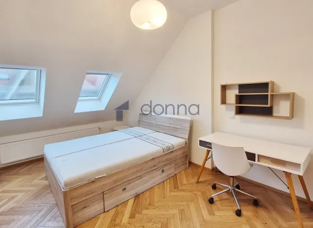 Pronájem bytu 3+kk, Praha, Horní, 62 m2
