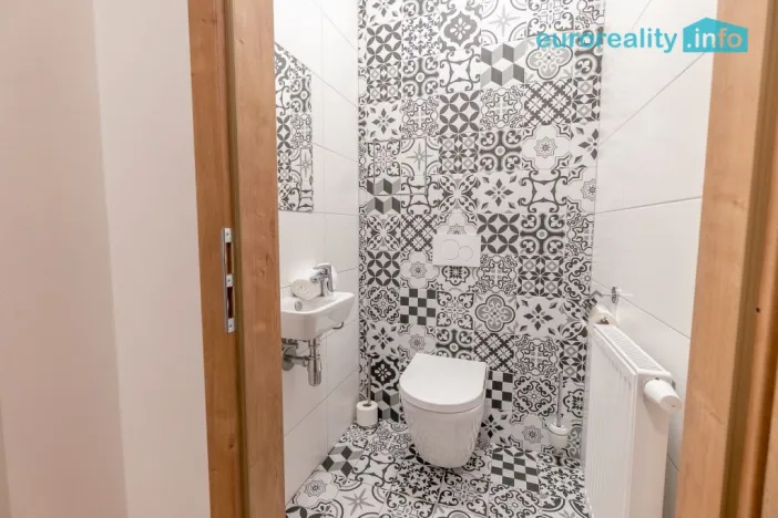 Pronájem bytu 2+1, Mladá Boleslav, náměstí Míru, 69 m2