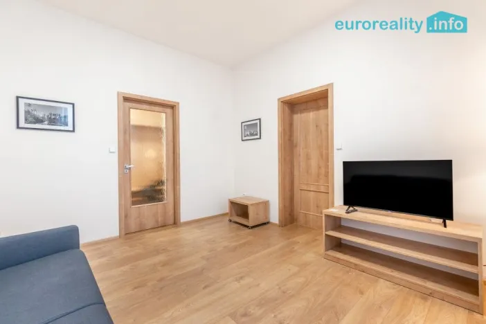 Pronájem bytu 2+1, Mladá Boleslav, náměstí Míru, 69 m2