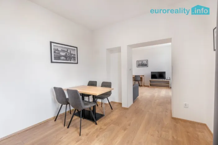 Pronájem bytu 2+1, Mladá Boleslav, náměstí Míru, 73 m2