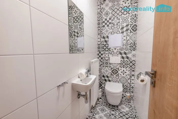 Pronájem bytu 2+1, Mladá Boleslav, náměstí Míru, 73 m2