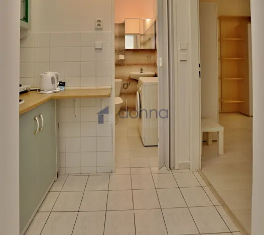 Pronájem bytu 1+kk, Praha, Křivenická, 22 m2