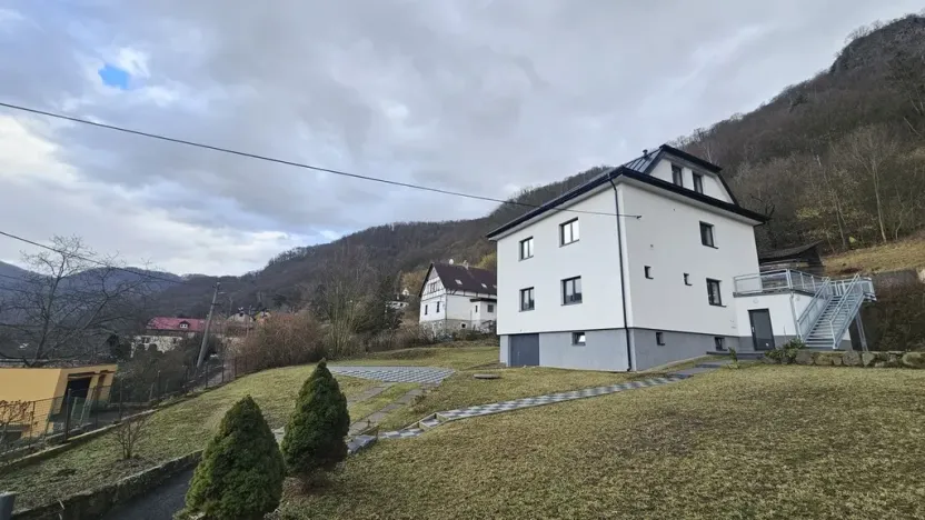 Prodej rodinného domu, Ústí nad Labem, Ve Stráni, 272 m2