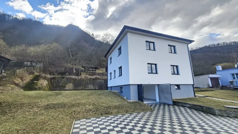 Prodej rodinného domu, Ústí nad Labem, Ve Stráni, 272 m2