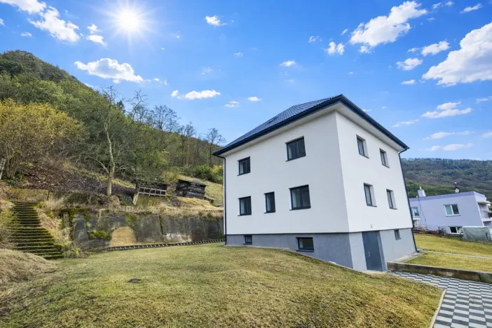 Prodej rodinného domu, Ústí nad Labem, Ve Stráni, 272 m2
