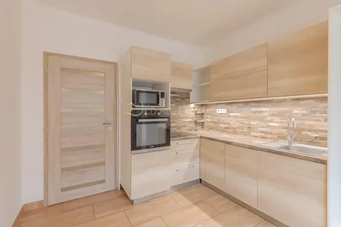 Pronájem bytu 2+1, Olomouc, Masarykova třída, 71 m2