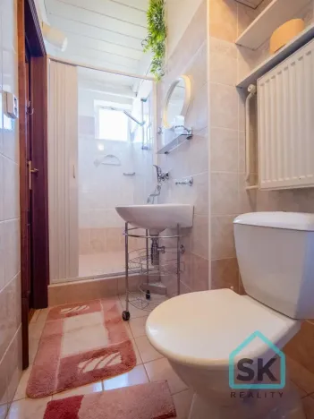 Prodej rodinného domu, Krnov - Pod Cvilínem, Boční, 438 m2