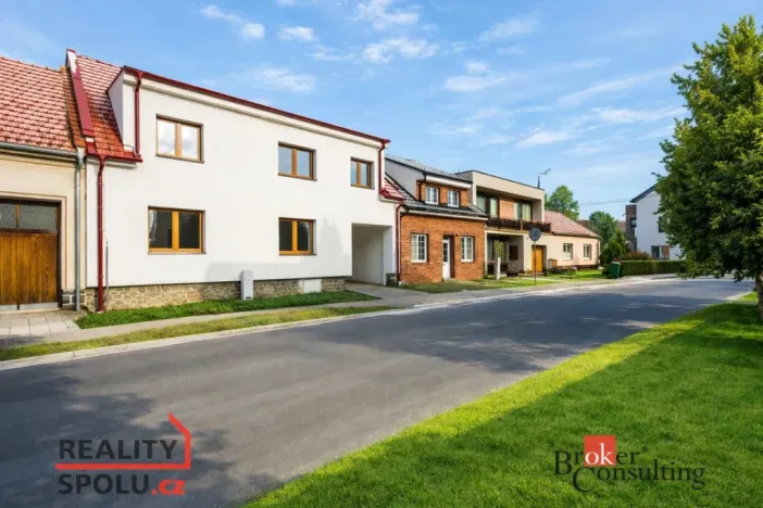 Prodej rodinného domu, Bučovice - Vícemilice, Urbáškova, 214 m2