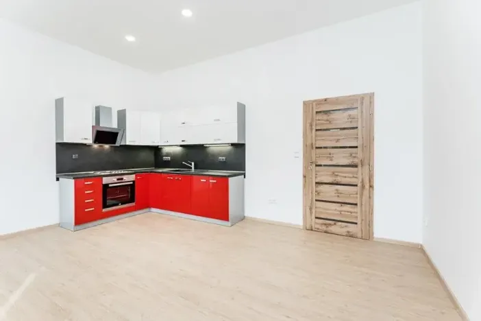 Pronájem bytu 1+kk, Hradec Králové, náměstí Svobody, 30 m2