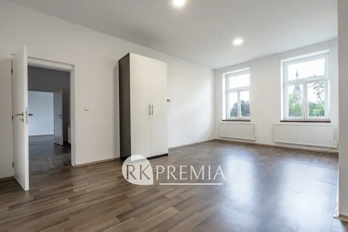 Pronájem bytu 3+1, Teplice, U Hadích lázní, 115 m2