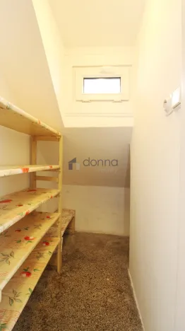 Pronájem bytu 2+kk, Praha, Na Farkáně III, 45 m2