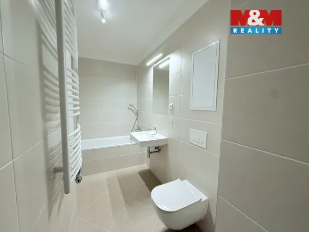 Pronájem bytu 2+kk, Praha - Prosek, Čakovická, 55 m2