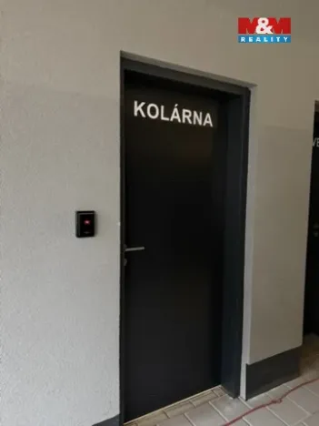 Pronájem bytu 2+kk, Praha - Prosek, Čakovická, 55 m2