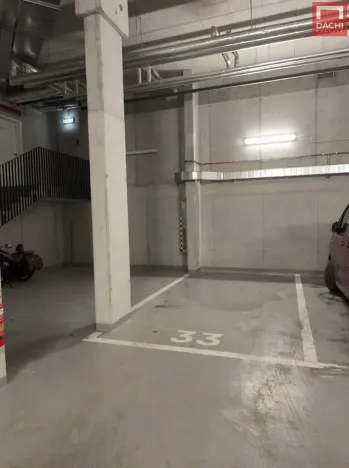 Pronájem garáže, Olomouc, Milana Ticháka, 17 m2