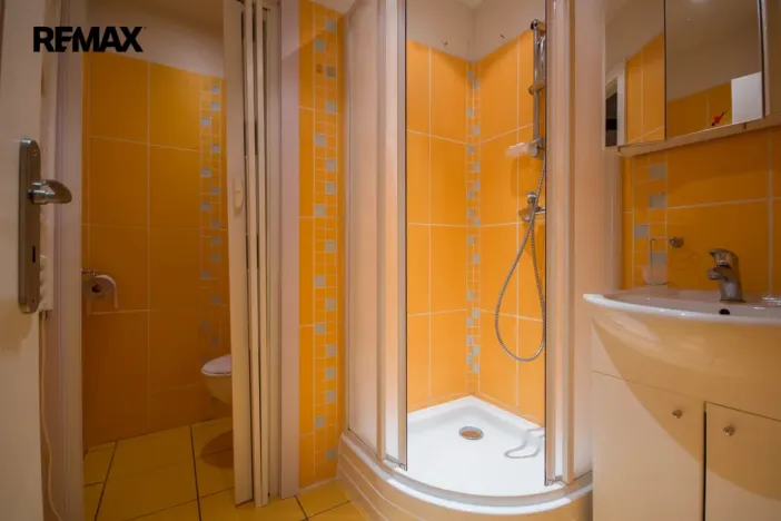 Prodej bytu 2+1, Hradec Králové - Třebeš, Hradecká, 46 m2