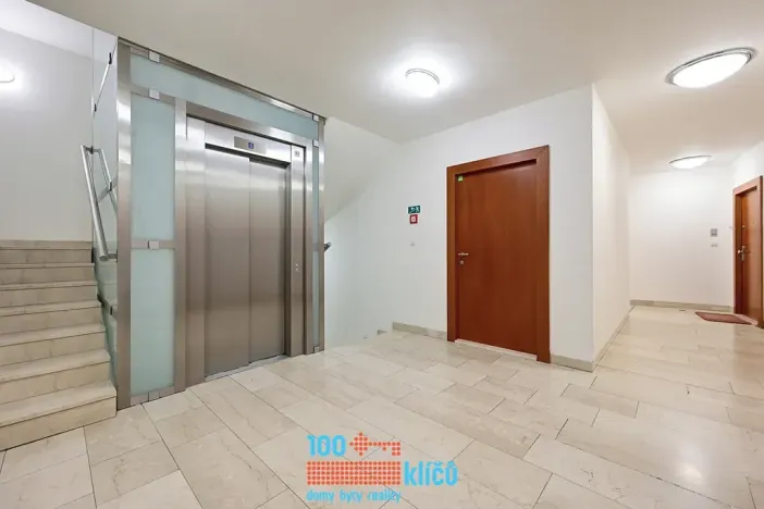 Pronájem bytu 2+1, Praha - Vysočany, Nepilova, 64 m2