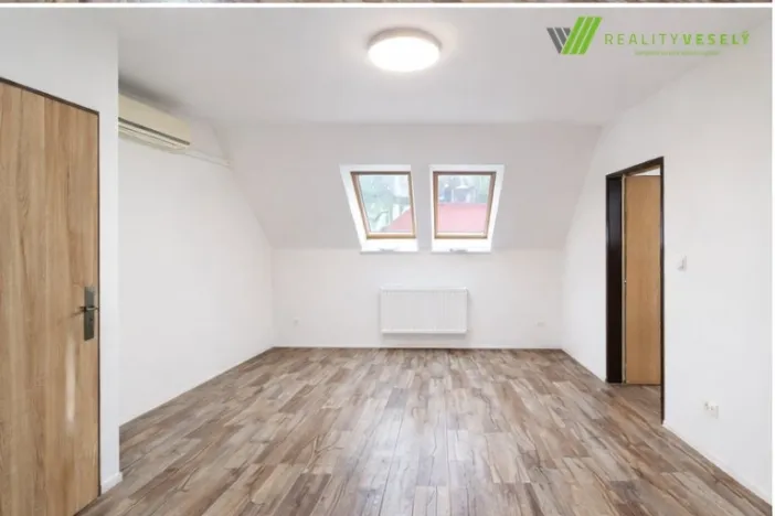 Pronájem bytu 2+kk, Hodonín, Brněnská, 50 m2