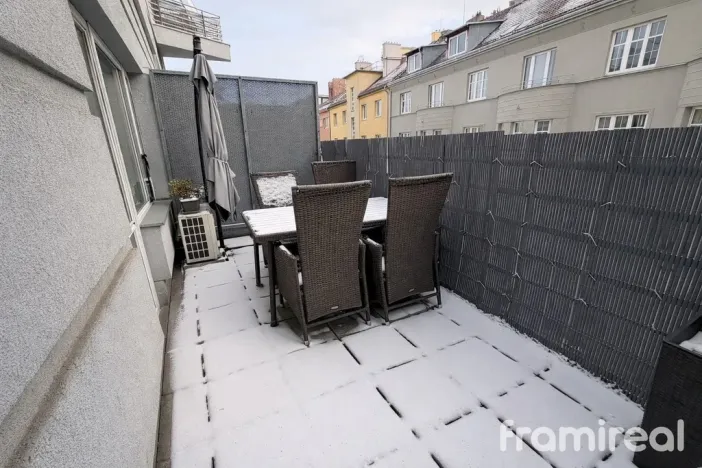 Pronájem bytu 2+kk, Brno, Křídlovická, 57 m2