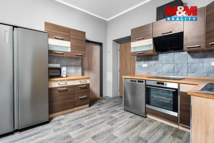 Prodej bytu 3+1, Desná - Desná II, Krkonošská, 101 m2