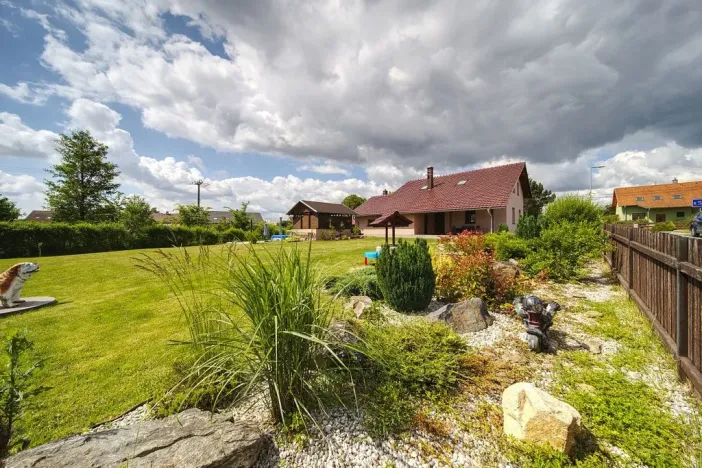 Prodej rodinného domu, Srby, 171 m2